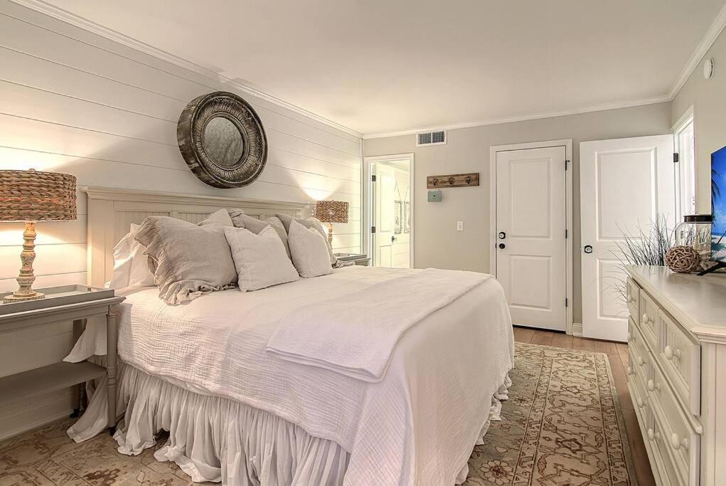 Luxury Seabrook Beachfront W/Spectacular Sunsets المظهر الخارجي الصورة
