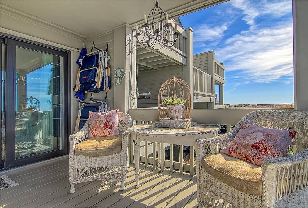 Luxury Seabrook Beachfront W/Spectacular Sunsets المظهر الخارجي الصورة